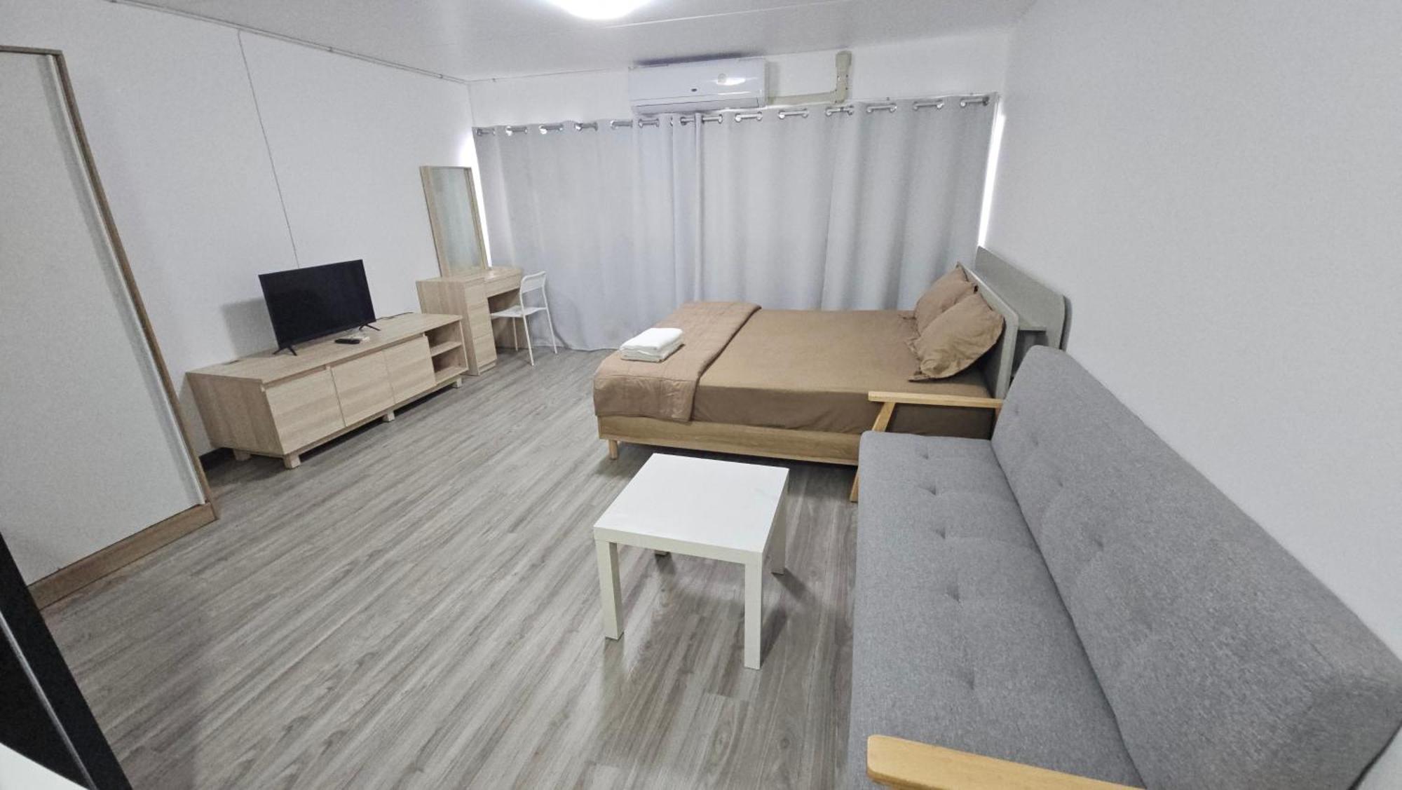 New Room Nonthaburi Exteriör bild