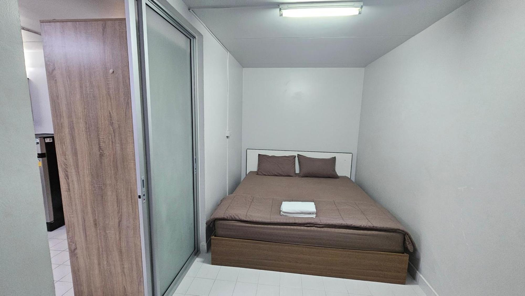 New Room Nonthaburi Exteriör bild
